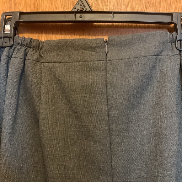 Lined Pencil Skirt with split - Picture 4 of 6